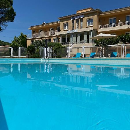 Logis Hotel Le Clement V Рокмор Екстериор снимка
