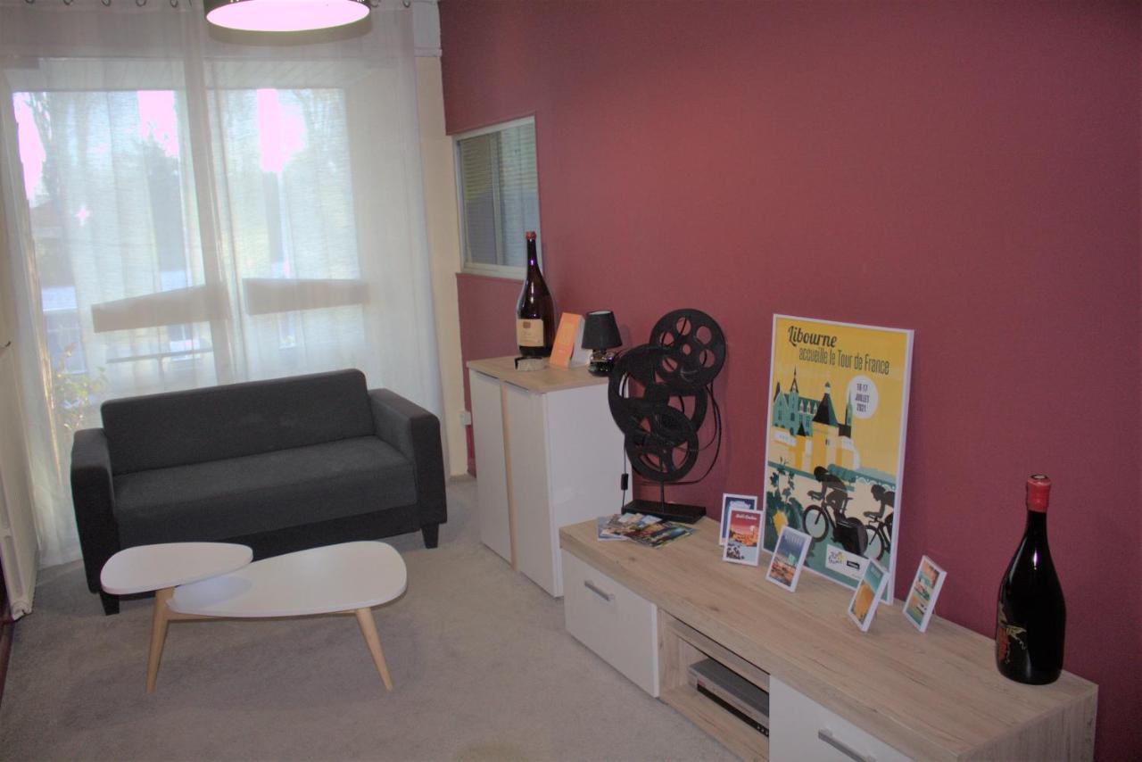 Logis Hotel Le Clement V Рокмор Екстериор снимка