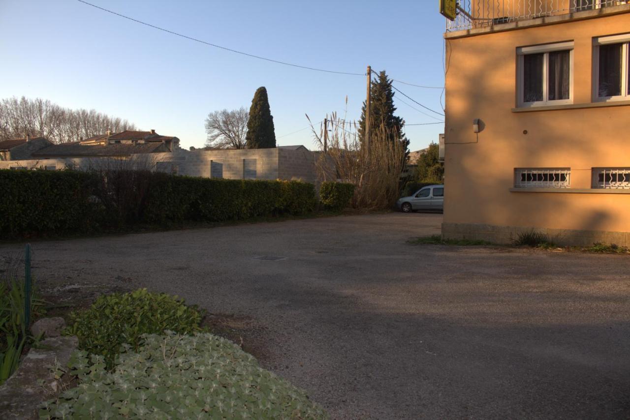 Logis Hotel Le Clement V Рокмор Екстериор снимка